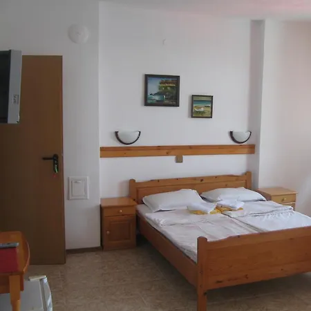 Sotirovi Guest house 2*